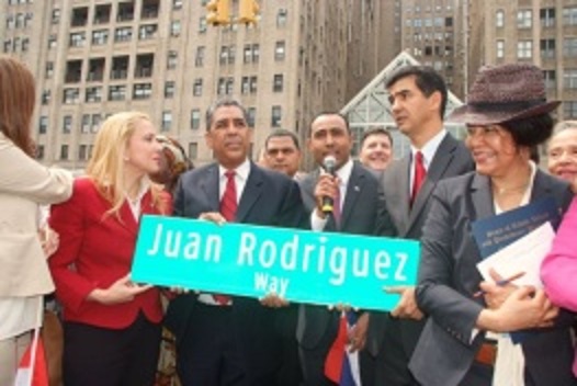 Todos los funcionarios que hablaron desde una tarima improvisada en la intersección de la avenida Broadway y calle167 se refirieron el legado dejado por el marinero Juan Rodríguez y algunos hicieron referencia a las inmigraciones españolas e inglesas.