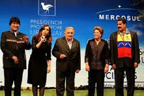 Venezuela asume presidencia Pro Témpore y Paraguay se reincorpora