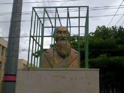 Busto del doctor Manuel Durán Bracho, fundador del Colegio Médico Dominicano (Foto cortesía de José Enrique Valois Cabrera)