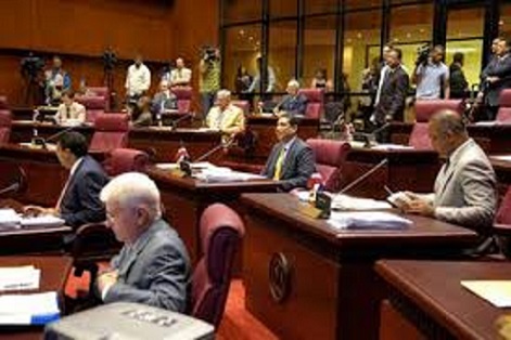 Varios senadores advirtieron que de no incluirse obras para sus respectivas provincias, no votarán por la citada pieza de desarrollo.