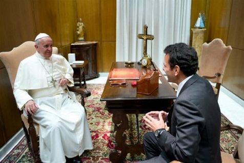 Vine a pedirle al papa que promueva el diálogo en Venezuela, dijo el político opositor.