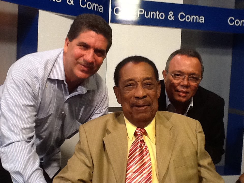 Francis, Triffolio y Víctor Taveras en el Programa Con Punto & Coma..., Supercanal 33 y la Señal Caribe.