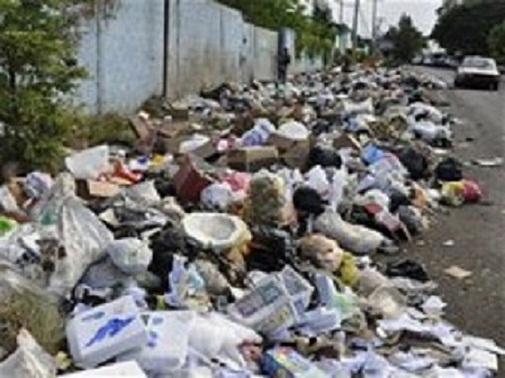 En la Zona Oriental el servicio de recogida de basura se ha tornado más precario que en el Distrito Nacional, que genera alrededor del 50% de los desechos que se producen en el Gran Santo Domingo. 
