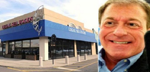El restaurante "Legal Restaurant & Sea Food" de Long Island en el que el gerente murió y otras 27 personas resultaron afectadas por monóxido de carbono ayer sábado en la noche. A la derecha, la víctima Steve Nelson de 55 años.