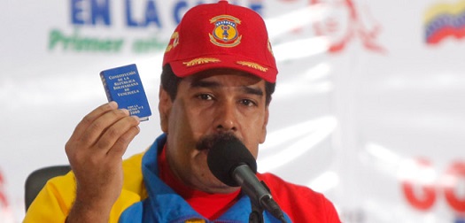 "Un pueblo sin memoria es un pueblo que más temprano que tarde pierde su derecho histórico. Sin conciencia histórica lo vuelven a barrer sus adversarios y enemigos", expresó el presidente de la República, Nicolás Maduro.