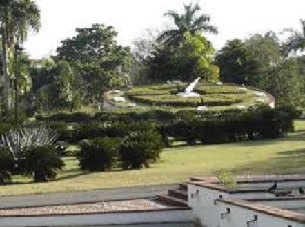 El Jardín es un área protegida de carácter científico y educativo, con una extensión de 200 hectáreas, creado en 1976 con el propósito de estudiar y conservar la diversidad florística de la República Dominicana. 