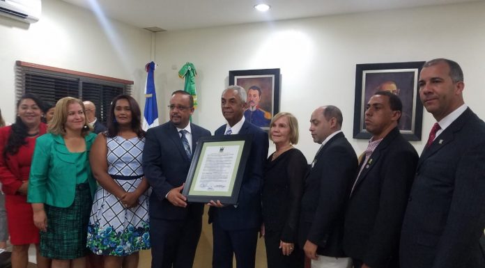 Alcaldía de Jarabacoa declara hijo adoptivo al empresario José Tejeda