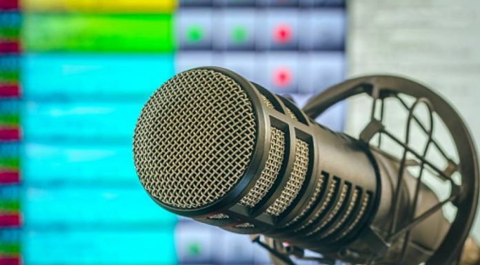 Vuelve programa radial Amalgama de Colores