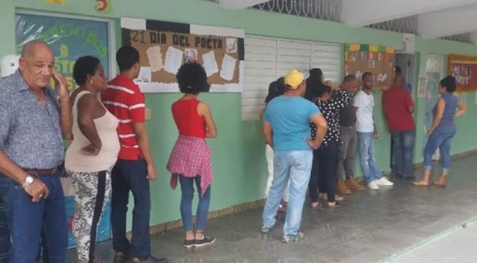 En Santiago renunciaron casi 100 funcionarios de mesas electorales