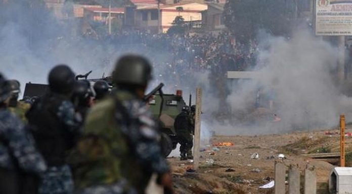 Cinco muertos y 22 heridos durante disturbios en zona cocalera de Bolivia