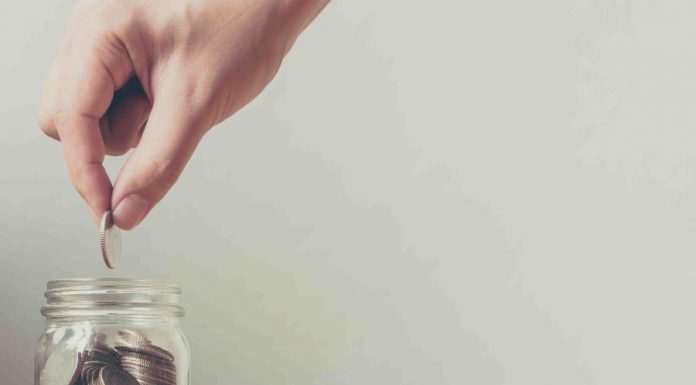 Deuda de Estados Unidos supera los $23 billones, su cota más alta en la historia