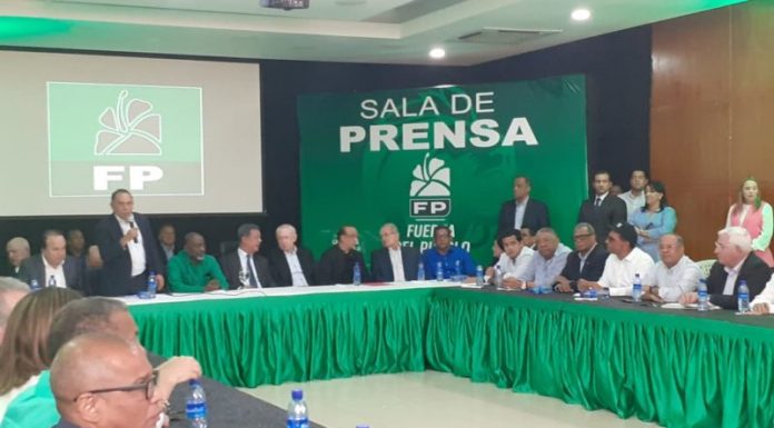 Leonel Fernández no hablará ahora de suspensión de elecciones; lo hará a las 10:00 de la noche