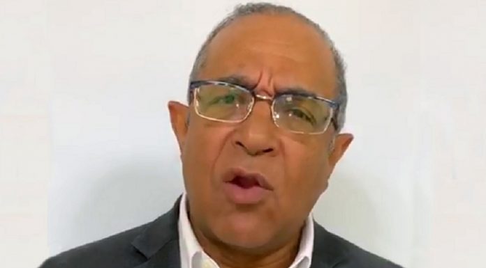 Jaime Vargas acusa Gobierno y JCE de conspirar para cometer fraude fallido y pide renuncia del pleno