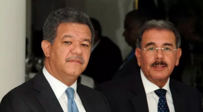 Leonel Fernández expone a Danilo Medina necesidades de la provincia Duarte a través de Carta