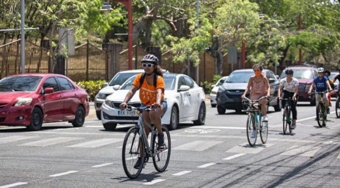 Ciclistas valoran como positiva experiencia ciclovías de la Av Bolívar y Pedro Henríquez Ureña