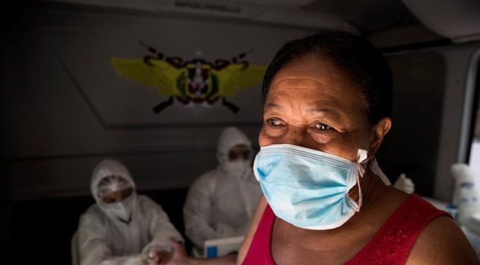 Salud Pública reporta cinco muertes por la COVID-19 y 317 casos nuevos