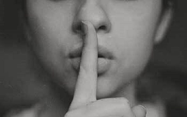 El silencio como cruel respuesta