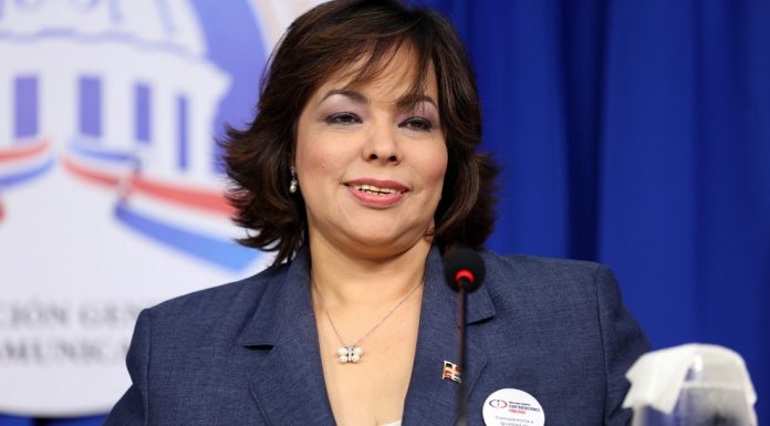 Yocasta Guzmán, ex directora de Compras y Contrataciones Públicas, pide a la Procuradora Miriam Germán Brito participar en el interrogatorio le harán mañana