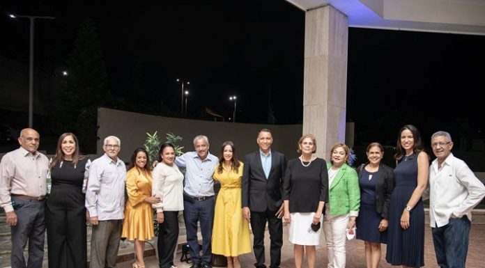 Filial Santiago ACROARTE participa taller Comunicación Asertiva con Juana Núñez