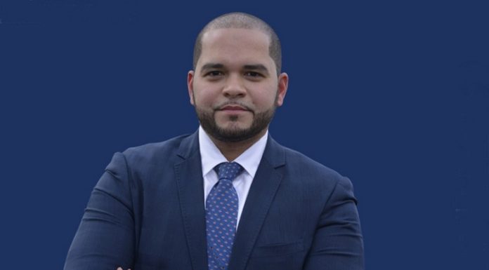 El educador Ángel Vásquez primer dominicano gay en aspirar a una posición electiva lanza candidatura al senado estatal de Nueva York