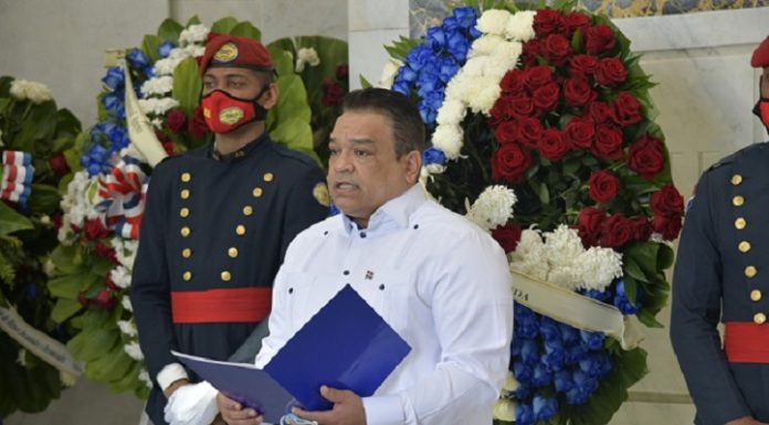 ONDA deposita ofrenda floral con motivo del Mes de la Patria; Gonell Cosme destaca valentía y arrojo de Duarte, Sánchez, Mella y Luperón
