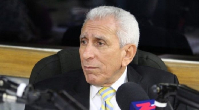 Enmanuel Esquea, Twitter, Rusia y Ucrania