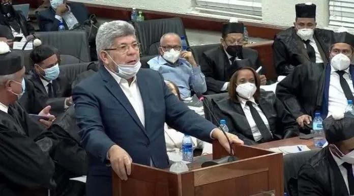 ESCUCHENLO BIEN…. Fernando Rosa asegura que es inocente y que necesitaba volver con familia