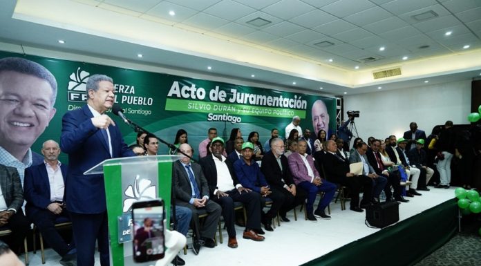 Leonel anuncia formación frente opositor; cuestiona la encuesta