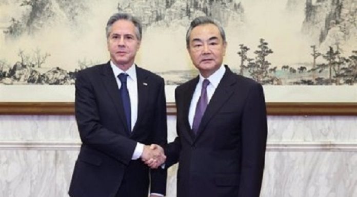 EU pide a China utilice influencia para evitar nuevos ataques a Israel