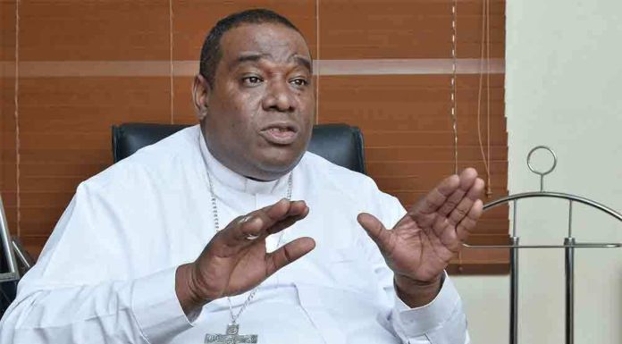 Hoy, JUEVES 23 de ABRIL 2026, en Con Punto & Coma…