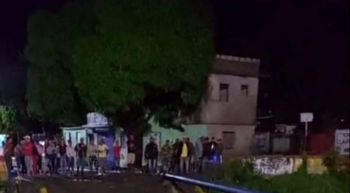 Puente colapsa en municipio Sabana Larga en Ocoa; una persona está desaparecida