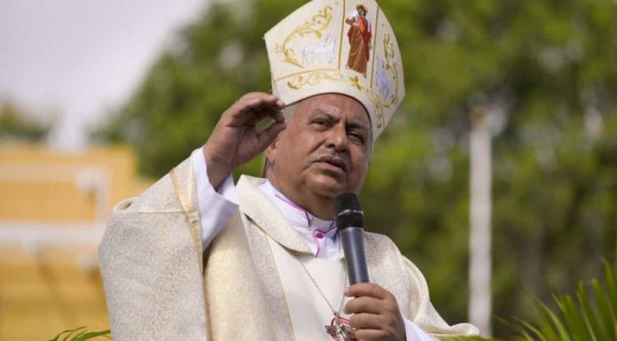 Arquidiócesis de Santo Domingo niega que monseñor Benito Ángeles sea investigado por agresión sexual