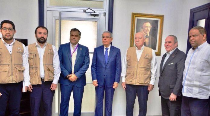 Observadores Electorales de OEA se reúnen con dirigentes del PLD