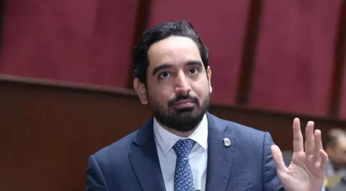 Diputado José Horacio cuestiona veracidad de resultados que dan victoria a Maduro en Venezuela