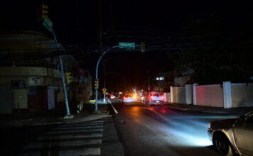 Entre el apagón y el ruido: ¿Está la radio dominicana perdiendo su esencia?