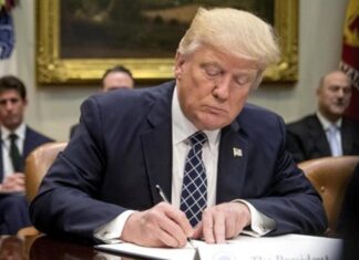 Trump bromea de nuevo con presentarse a elecciones 2028