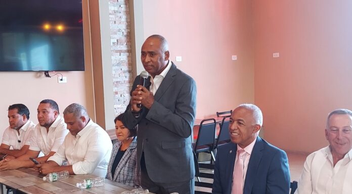 Senador Julio Fulcar presenta plan «Juntos por Peravia»