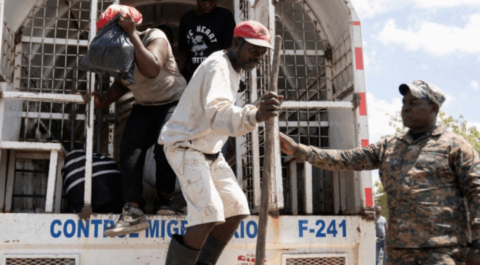 Denuncian devoluciones a Haití de menores no acompañados
