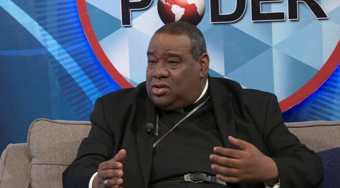 Monseñor Castro Marte pide a comunidad internacional asumir problema de Haití