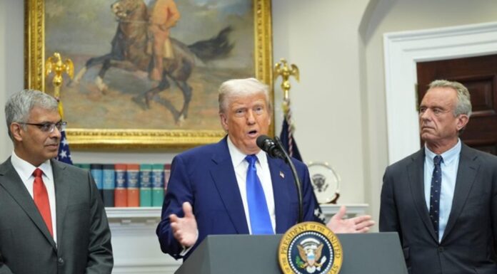 Trump reconoce que su política migratoria afecta a los agricultores y anuncia «cambios»