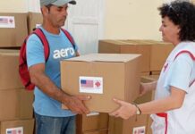 Barco con ayuda humanitaria de EEUU arriba a Santiago de Cuba