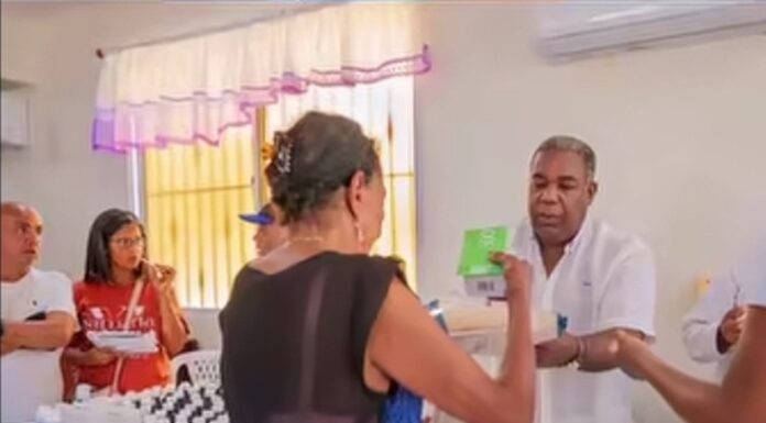 Tony Peña Guaba realiza jornada social en Pantoja y lleva apoyo a familias vulnerables