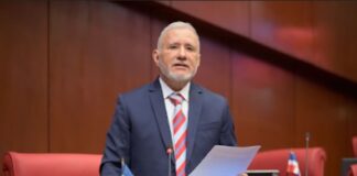 Senador Taveras Guzmán deja PRM, se declara independiente
