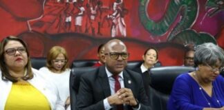 Médicos critican al Gobierno; enfermeras anuncian otro paro