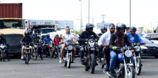 Motoconchistas aumentan pasajes en Barahona y usuarios protestan por nuevas tarifas