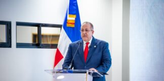 Magín Díaz dice que paquete de medidas fiscales sigue en marcha pese acuerdo Irán y EE.UU.