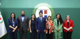 Wellington Arnaud imparte conferencia en la UNPHU; destaca avances en materia de saneamiento y agua potable