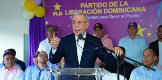 Danilo Medina acusa Gobierno de duplicar la deuda y el pago de intereses