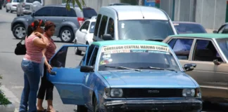 Pasajeros no deben pagar aumentos no autorizados en el transporte, advierte el INTRANT