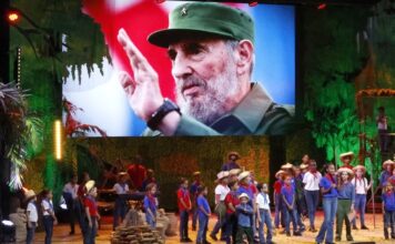 Cuba conmemora el centenario de Fidel Castro con espectáculo